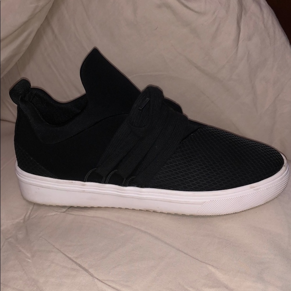 Steve Madden Lancer Shoe